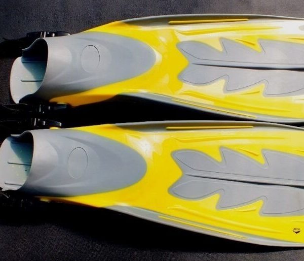 Scuba Diving/Snorkelling Long Open Heel Fins WIL-DF-2   Size L/XL WILCOMP